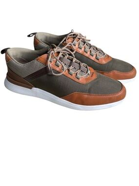 WOLF AND SHEPHERD Men’s Crossover Victory Trainer. Size 12.